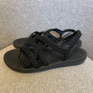 MEGNYA -womens Walking Sandals Slide Sandal in black size - 8